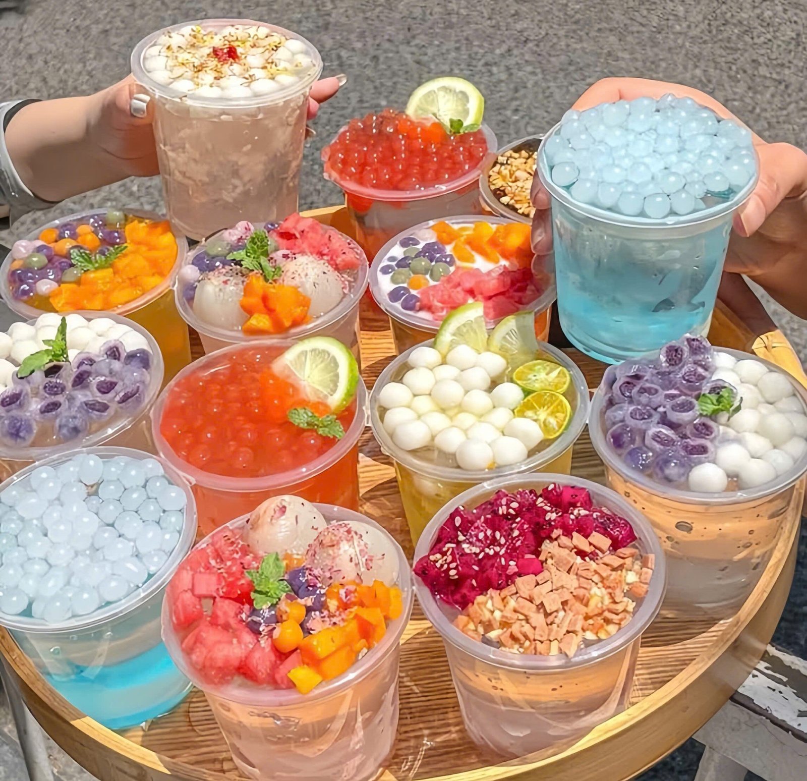 "Tổng hợp nguyên liệu làm trà sữa hot nhất năm 2025: bột kem, siro, trân châu"