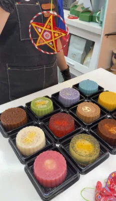 Khám phá cách làm Bánh Trung Thu mới lạ từ 3 loại bột Lucky VN Star: Pudding Brulee, Thạch Thủy Tinh và Pudding Phô Mai Trứng Muối.